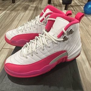 PINK N WHITE 12’s 4.5Y
